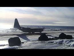 Airport information for jan mayensfield (enja) in , including runways, map, navaids, weather (metar/taf) and atc frequencies. Kopi Av Herkules Lander Pa Jan Mayensfield Internationale Airport Youtube