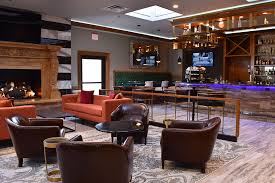 Delta Hotels Indianapolis East Cafe Lorenzo Holiday Holidays Guestroom Hotel Home Home Decor