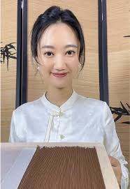 Handmade incense sticks using ancient Chinese blending I blended the  incense by myself, shaped it stick by stick, and waited 7 days for it to  dry. Yes, healing takes time. But it’s worth it. #ASMR ...