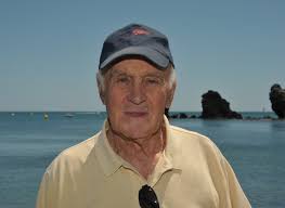 Rémy julienne was behind dozens of unforgettable movie stunts in six james bond films and also legendary movie stuntman rémy julienne has died from the novel coronavirus at the age of 90. Cltvzulb3z6kqm