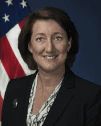 Erin Wilk's Instagram, Twitter & Facebook