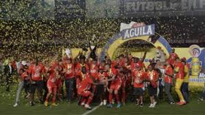 El equipo colombiano derrotó por penales al último campeón y jugará la gran. America De Cali Consigue Su 14to Campeonato Cnn Video