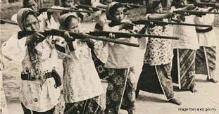 Katanya dia masih bayar pajak ke inggris. 4 Wanita Badass Zaman Merdeka Yang Tak Banyak Keluar Dlm Sejarah Kenapa
