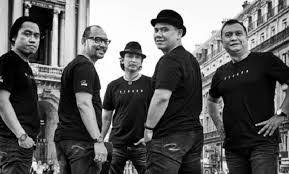 Punk rock penghianat lirik youtube. Chord Gitar Dan Lirik Lagu Sobat Padi Band Bangka Sonora Id