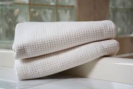 Cotton towels are best for hands and bodies, while linen towels are best for dishes and glassware. Fina Microfiber Bath Towel Review Ultra Thin And Absorbent