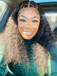 Hello, I'm Darius. New to the group and looking for good vibes, real love,  and a queen who knows her worth 👑🖤