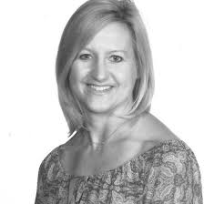 Amy Sowell's Instagram, Twitter & Facebook