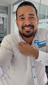 Hasta a nuestro camarógrafo Alejandro Fiallos sacaron a bailar 🥳😎 #qvlvhch