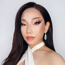 Robert Reynoso (@robertxreynoso)