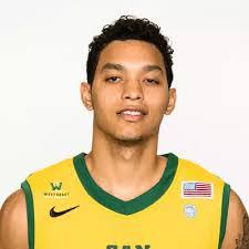 Nick Pereira's Instagram, Twitter & Facebook