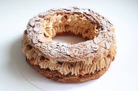 Paris Brest Praline Entre Tradition Et Revisite Recette Olivia Patisse Gateaux Et Desserts Recette Dessert Dessert Gourmand