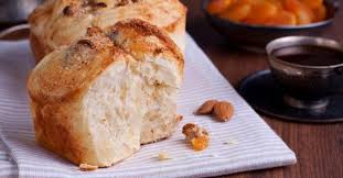 Recette De Brioche Aux Amandes Et Aux Abricots Secs Recette Recette Regime Cholesterol Regime Alimentaire Faible En Cholesterol