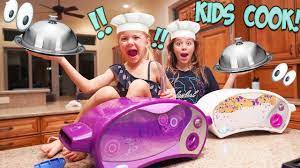 Kids Cook Parents Gourmet Dinner In An Easy Bake Oven Youtube