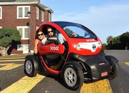 Would You Commute In Nissan S New Mobility Concept In 2020 Nissan Electric Car Nissan Electric Cars