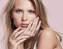 Animale Projects :: Photos, videos, logos, illustrations and branding ::  Behance