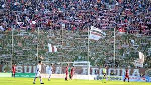 Salernitana vigile su pettinari, la punta però spara alto. Reggina Salernitana Le Formazioni Ufficiali Debuttano Crimi Edera E Montalto