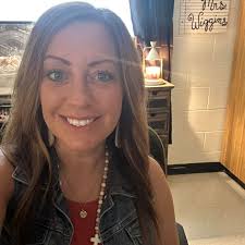 Nikki Wiggins (@nik81wiggins)