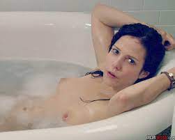 Mary-Louise Parker Nude Sex Scene From Weeds Enhanced