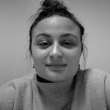 ✨ Je suis ravie de partager une nouvelle étape dans mon parcours  professionnel ! ✨ Dans le cadre de mon Master 2 en Product Management &  Business Development à TBS Education, j'ai