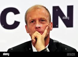 Thomas Enders, Président et CEO d'Airbus, lors d'une conférence de presse  pour l'ouverture de l'usine Airbus Tianjin de Tianjin, Chine, dimanche, 28  Septembre Photo Stock