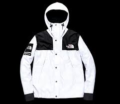 Black And White North Face Jacket Mens The North Face X Supreme Eu Kicks Sneaker Magazine North Face Jacke The North Face Fullung
