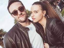 Il figlio di walter zenga è stato a lungo fidanzato, quasi 5 anni, con alessandra sgolastra, una ragazza che all'inizio della loro storia non era famosa al mondo dello. Alessandra Sgolastra Ex Fidanzata Di Andrea Zenga Tra Alti E Bassi