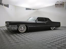 The first car to bear the name was the 1949 coupe de ville. Caddi Project