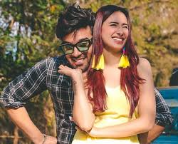 Paras and I are just friends: Mahira Sharma - Weekly Voice