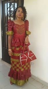 Robe africaine moderne longue jolie robe africaine robe africaine en dentelle robe africaine boubou modele de robe africaine couture africaine femme. 200 Idees De Ensemble Pagne Africain Tenue Africaine Mode Africaine Mode Africaine Robe