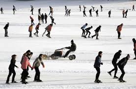 Het henschotermeer werd tot afgelopen jaar gesubsidieerd door de provincie utrecht en was gratis te betreden. Zwieren Op Het Henschotermeer Trouw