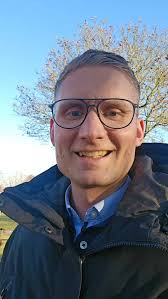 🌳 Baumpflanz-Challenge 🌳 Danke für die Nominierung @sportbund.heidekreis  Wir haben die Challenge sehr gerne angenommen und unser  Vorstandsvorsitzender Matthias Schröder hat einen Obstbaum im Neubaugebiet  Auf dem Hohen Lande in Hodenhagen gepflanzt.