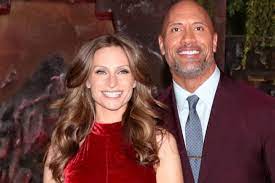 Jun 29, 2021 · dwayne johnson wird die hauptrolle in dem film red one von amazon studios spielen. The Rock Dwayne Johnson Wird Wieder Vater Brigitte De
