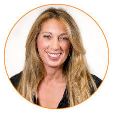 Marci Klein's Instagram, Twitter & Facebook