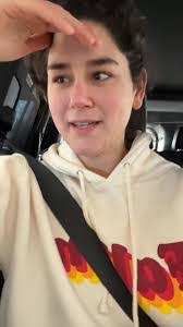 Heidi Kerns's Instagram, Twitter & Facebook