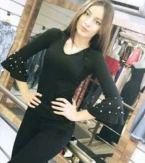 kollar boncuk ve volanli bluz beden s m l xl fiyat 3499 tl kargokapida odeme 500tl kadingiyim butik kapidaodeme kadinbluz siyah bluz kadin kadin giyim