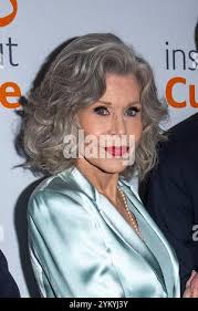 Marie curie portrait hi-res stock photography and images