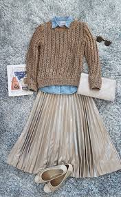 Knit skirt skirt pants lace skirt midi skirt free clothes clothes for women free people store. Pleated Skirt Zara With Denim Shirt Levi S And Gold Knit Sweater Massimo Dutti Gold Pleated Skirt Outfit Gold Pleated Skirt Gold Sweater Outfit