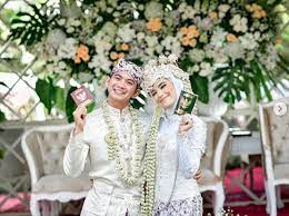 Isteri rizky da nadya mustika rahayu melahirkan, ridho bagikan potret ponakannya yang cakep. Berat Hati Rizki Da Jatuhkan Talak Cerai Ke Nadya Mustika