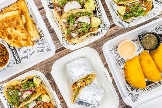 TAKIZIMO TACOS Y MAS FOOD TRUCK — Caterer food truck in Virginia Beach, Virginia