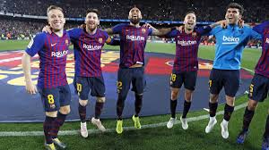 Arturo vidal gelandang inter milan positif covid. Vidal Agranda Su Leyenda Y Se Corona Campeon Con Barcelona As Chile
