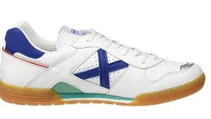 With the futsal world cup in full swing, we thought we'd poll footy boots hq on each employee's favourite indoor training shoe. Best Indoor Soccer Shoes The Complete Guide Futsal Guide