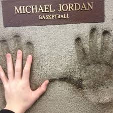 Kevin durant hands bulls critical loss — but says he's 'a fan of this team'. The 15 Largest Hand Sizes In Nba History Howtheyplay