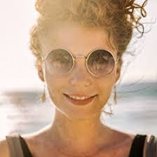 Sandy Nott's Instagram, Twitter & Facebook