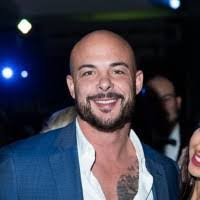 Bradley Mora's Instagram, Twitter & Facebook