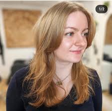 Professional hairstylist in Sandy, Utah