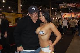 File:Unknown starlet at AVN Adult Entertainment Expo 2009 (27).jpg -  Wikimedia Commons