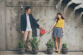 524 likes · 1 talking about this. 10 Konsep Foto Pre Wedding Yang Menarik Dan Sederhana Tanpa Perlu Tampak Terlalu Mesra