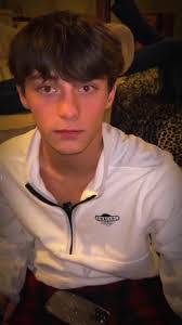 Kevin Stubblefield's Instagram, Twitter & Facebook