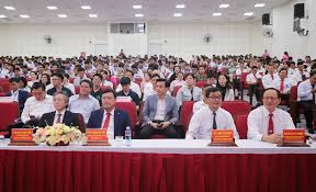 Trường Đại học Thể dục Thể thao TP.HCM đón nhận Chứng nhận kiểm định chất  lượng cơ sở giáo dục