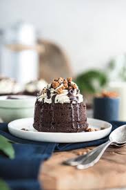 Eier trennen und schnee schlagen. Schoko Lava Cake Leicht Gemacht Madame Dessert